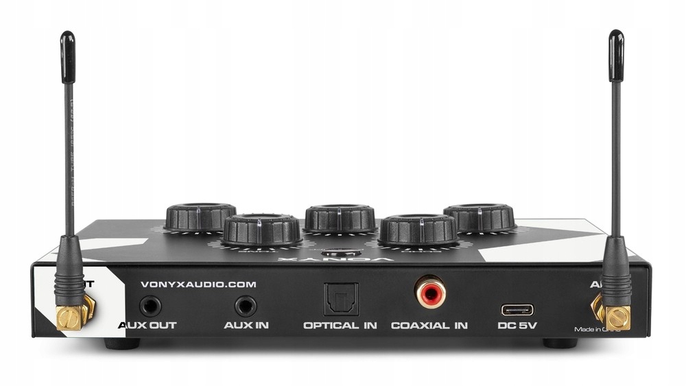 Kompaktowy kontroler z efektami – Regulacja tonów i echa