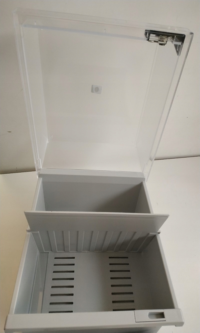 Wysoka pojemność – Przechowuj do 800 kart DIN A5