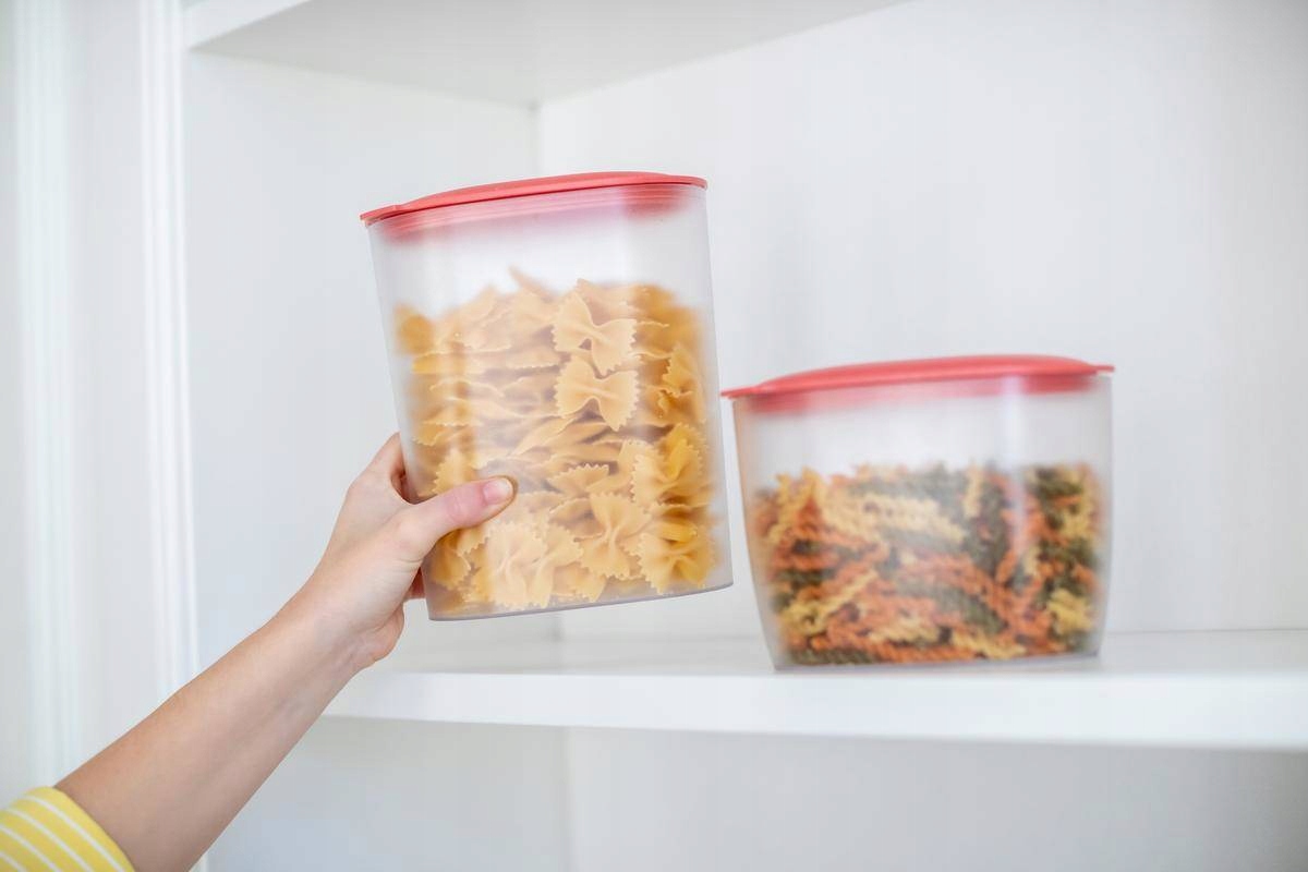 Wygodna organizacja w kuchni – Smukły kształt i praktyczność