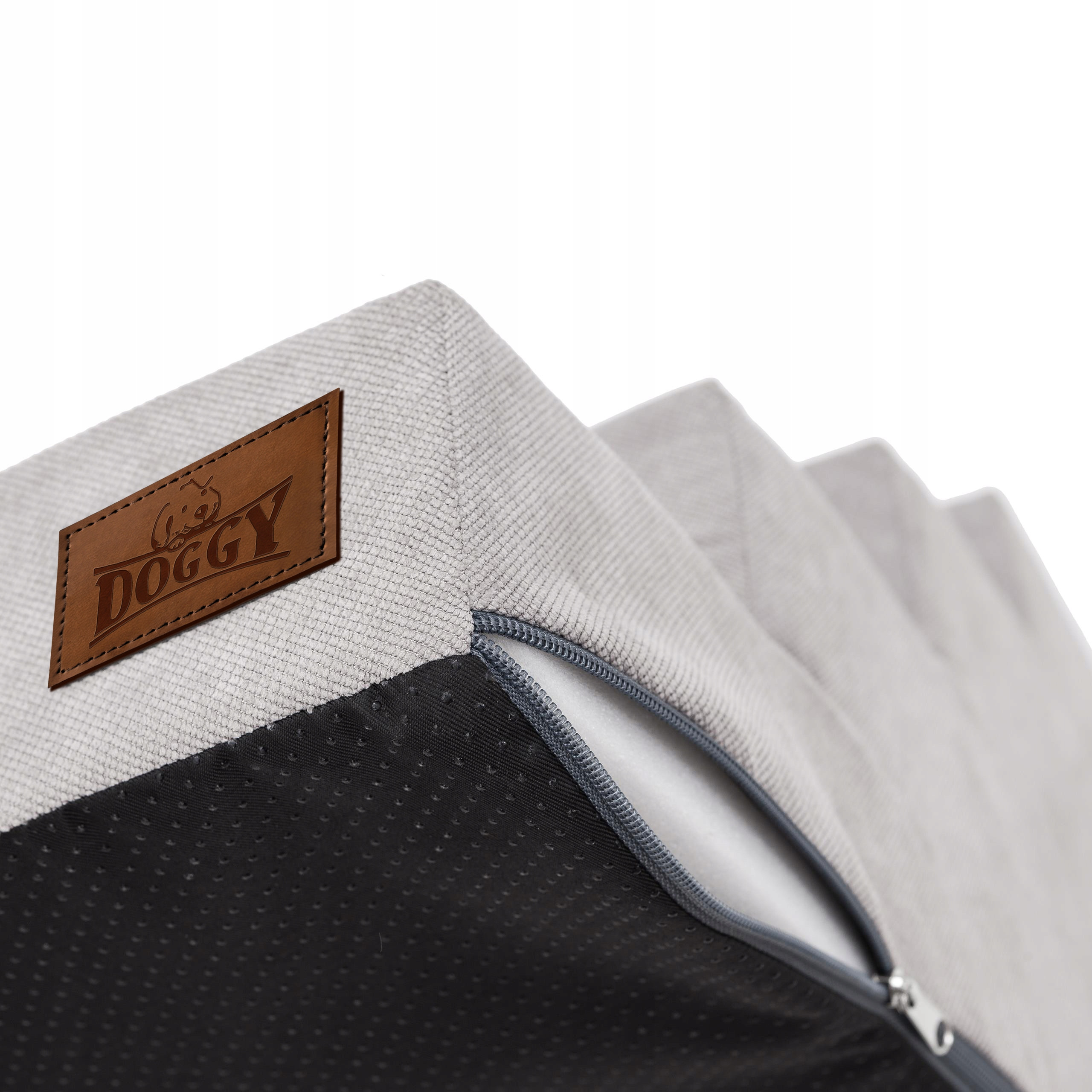 Praktyczny pokrowiec z możliwością prania