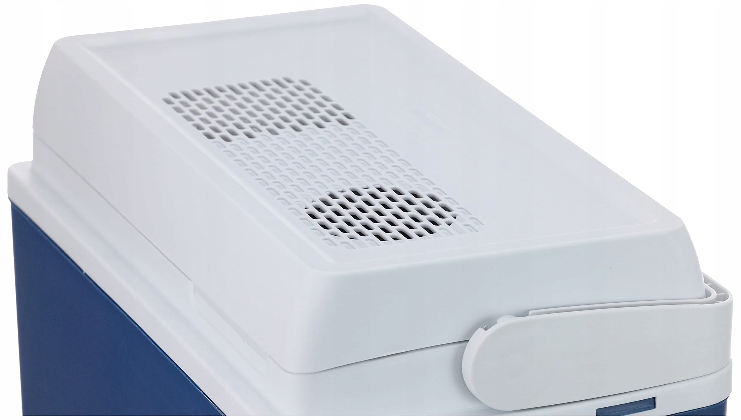 Zasilanie 12V – Wygodne podłączenie do gniazda zapalniczki samochodowej