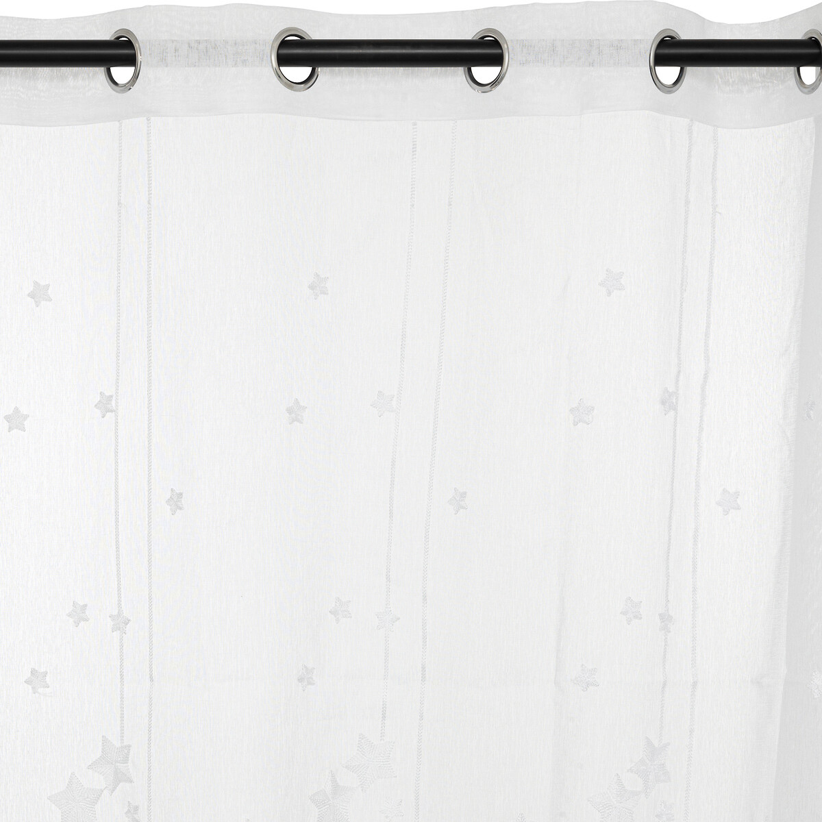 Biały kolor firanki – Elegancja i lekkość w aranżacji wnętrz