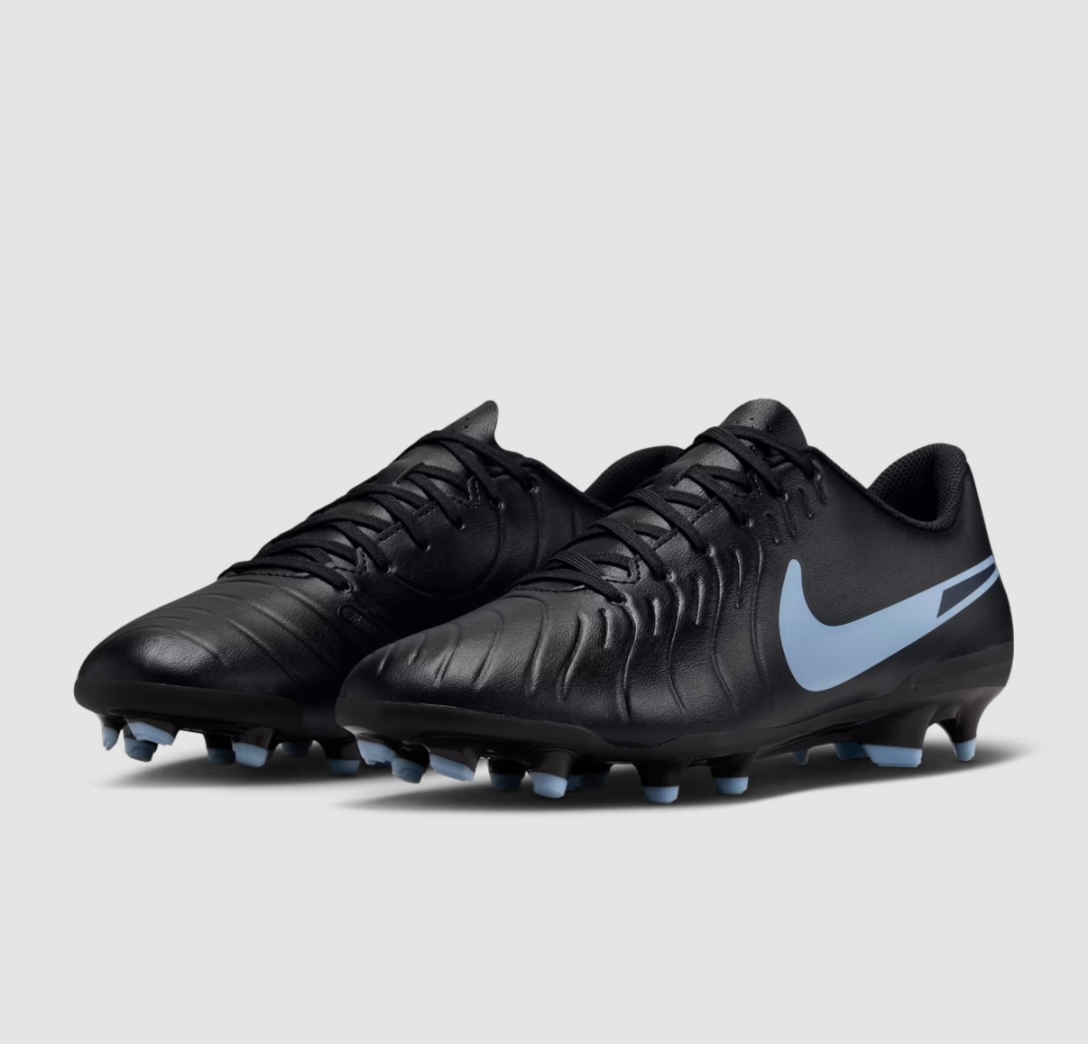 Buty Nike Tiempo Legend 10 Club MG DV4344-003 – Idealne dla każdego piłkarza