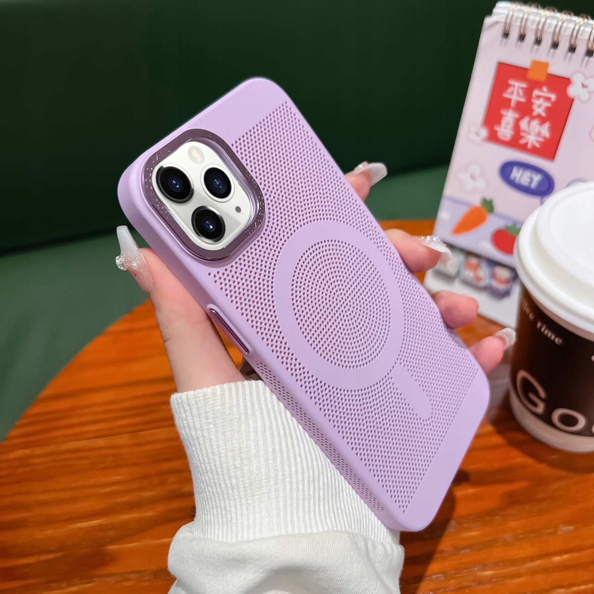 Kompatybilność z MagSafe – Wygodne korzystanie z akcesoriów