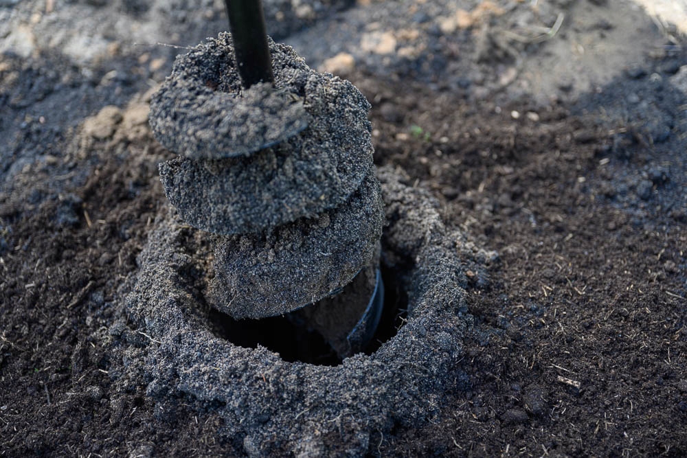 Precyzyjne wiercenie otworów w ziemi