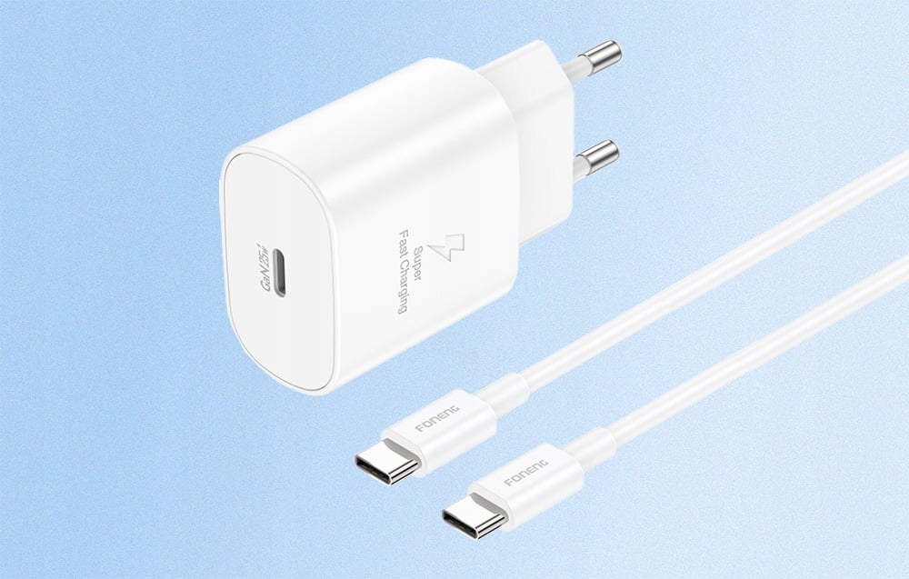 Zestaw zawiera kabel USB-C – USB-C