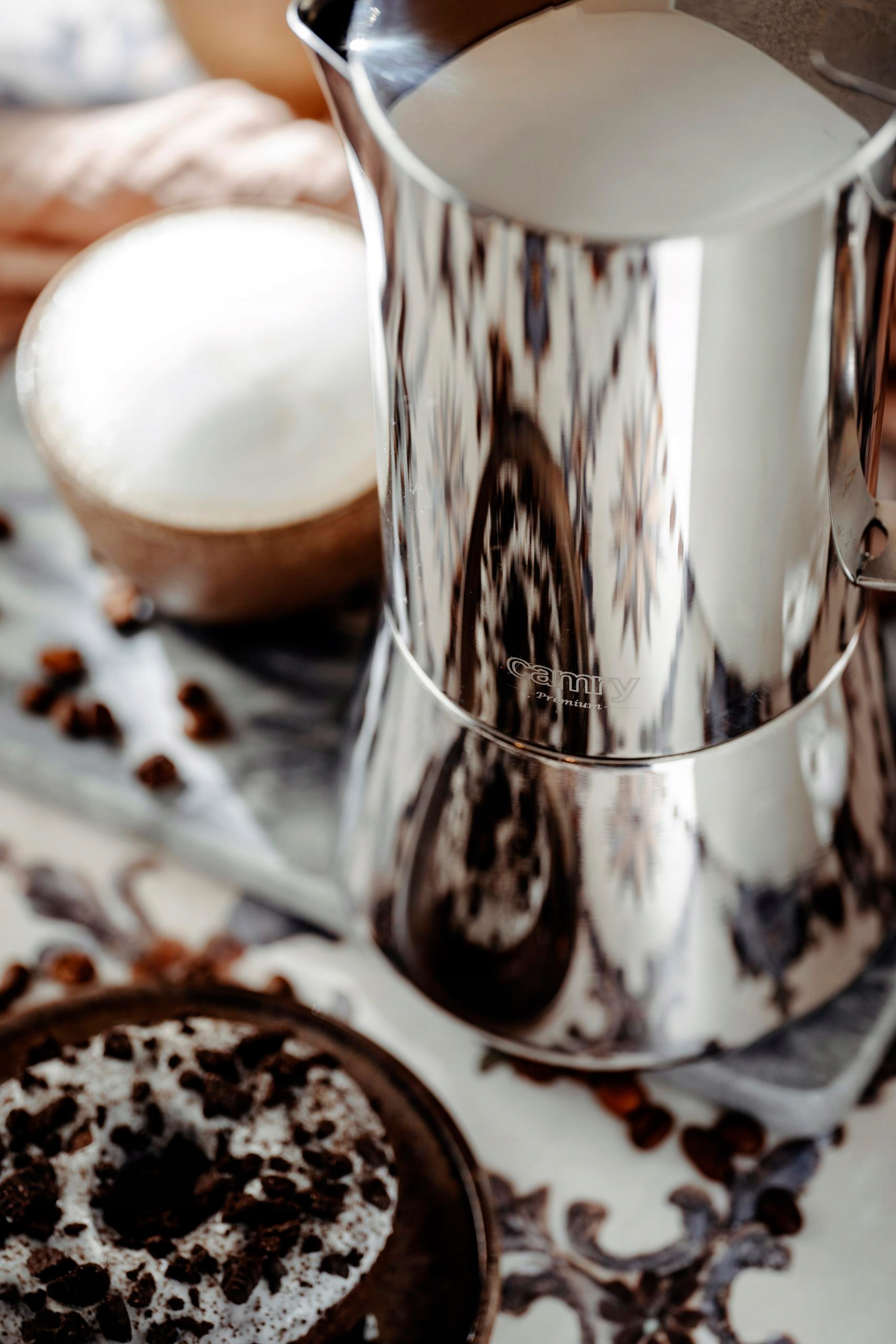 Wysoka jakość wykonania – Stal nierdzewna i termoizolowany uchwyt