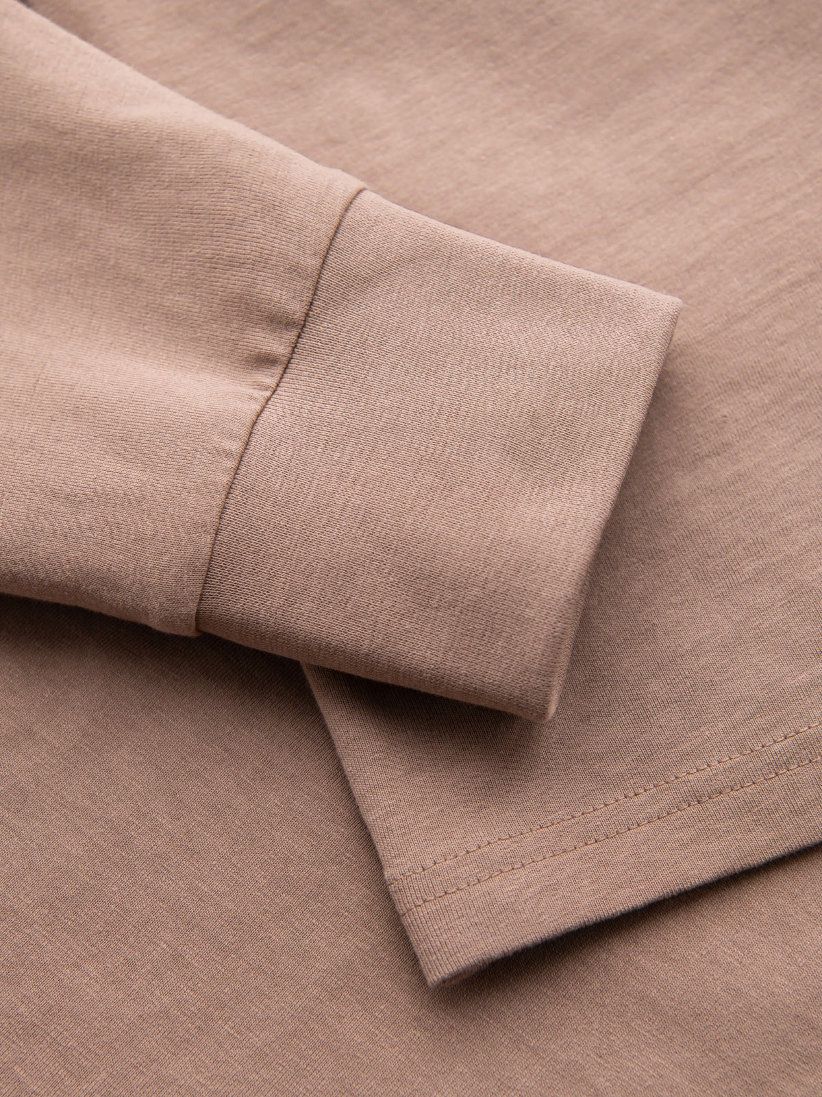 Sportowy elegancki design – Idealny do codziennych stylizacji