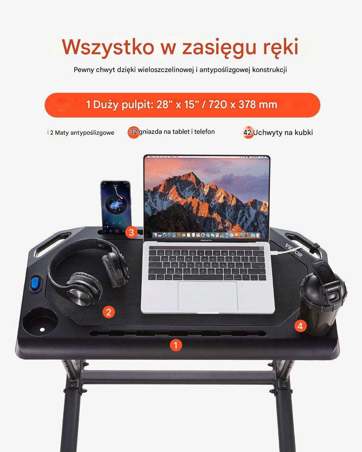 Duża przestrzeń na laptop lub tablet podczas treningu
