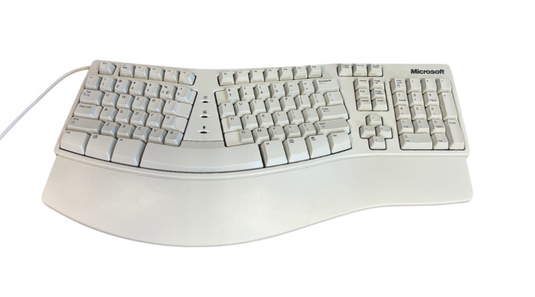 Klawiatura Microsoft Elite Wired Ergonomic Elite Win9x PS2 – Komfort i niezawodność w pracy