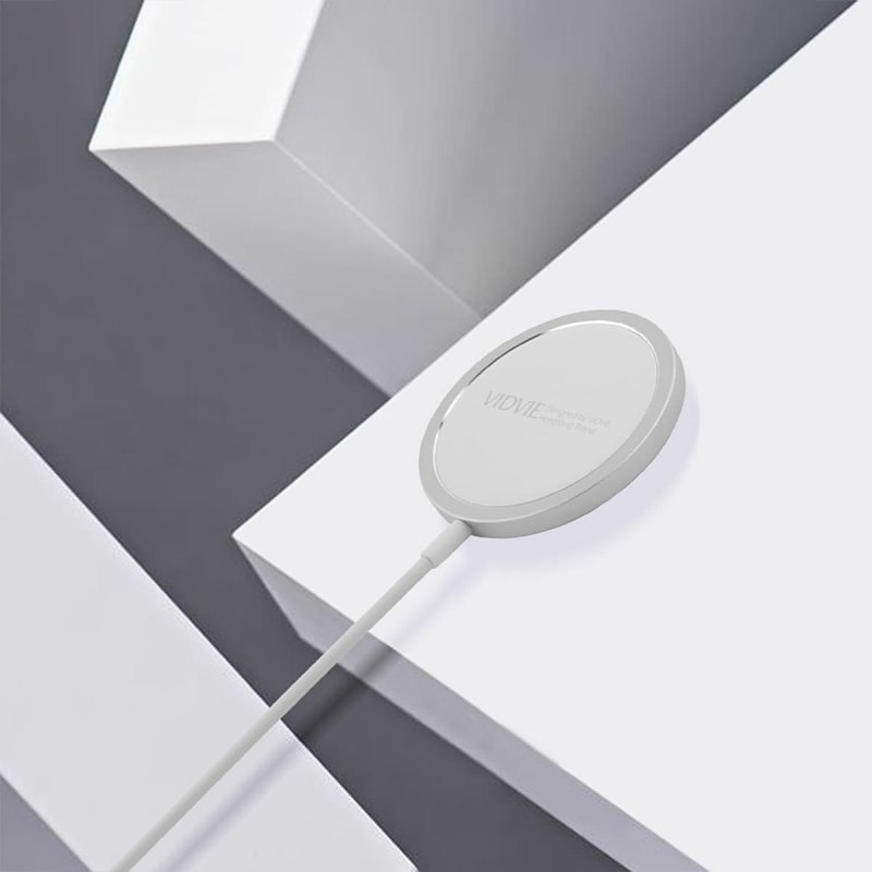 Elegancki design i funkcjonalność – półmatowe wykończenie i gumowy kabel