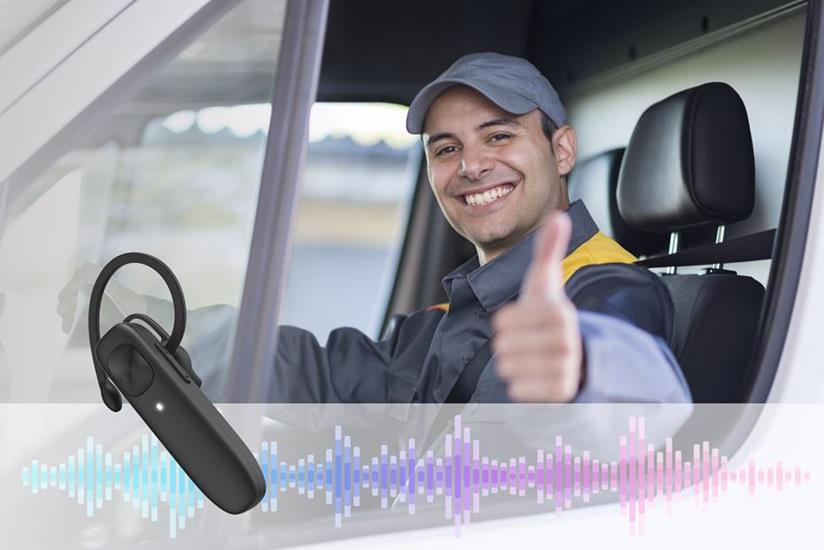 Łączenie z dwoma smartfonami bez przełączania