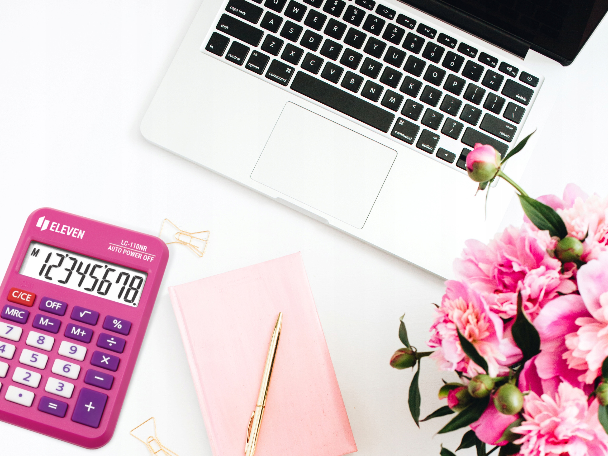 Elegancki i kompaktowy design w różowym kolorze