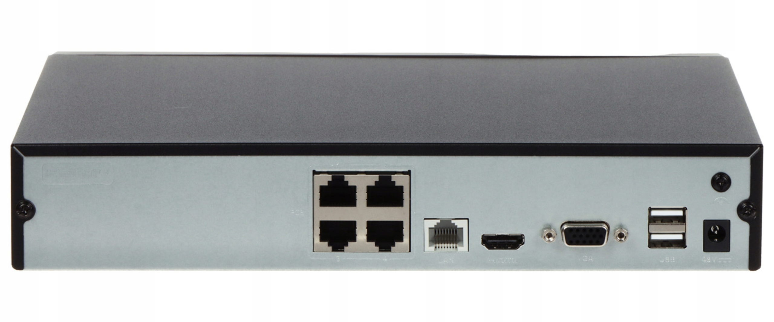 Wbudowany 4-portowy switch PoE – Wygodne zasilanie kamer