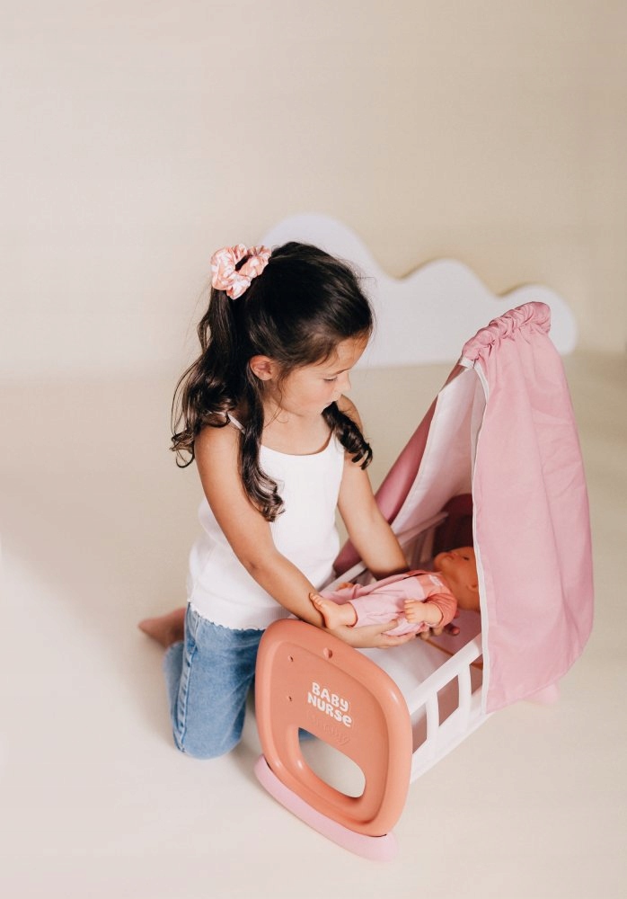 Zabawka rozwijająca umiejętności opiekuńcze