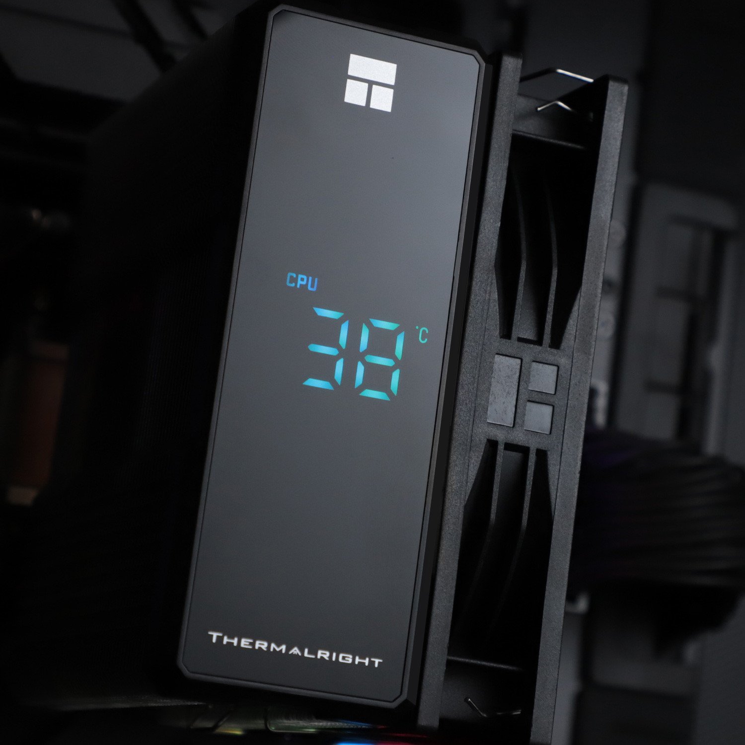 Zintegrowany ekran LCD – Monitorowanie temperatury w czasie rzeczywistym