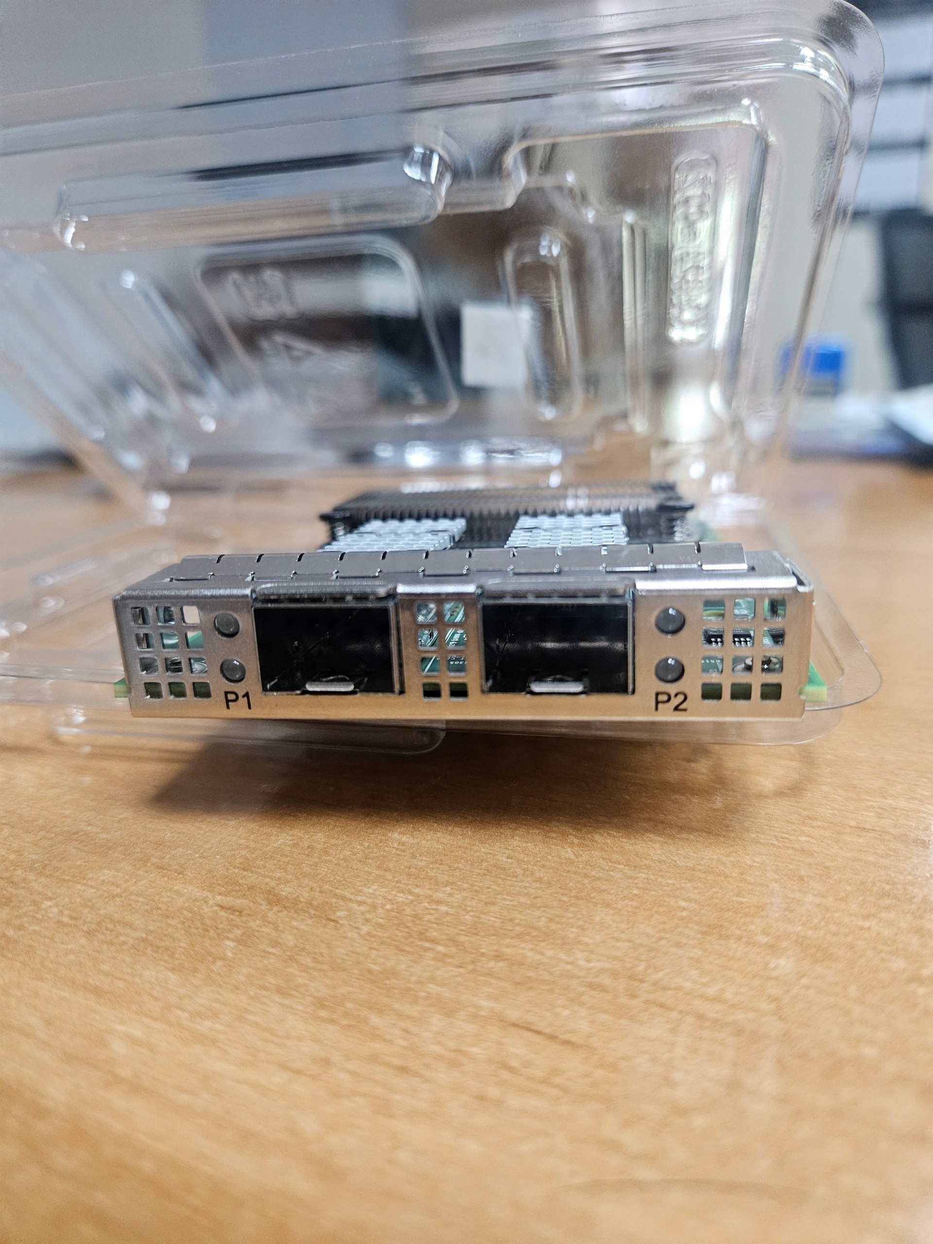 Interfejs hosta: PCI Express 3.0