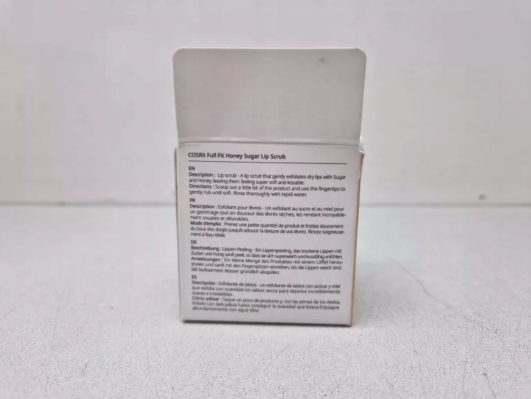 Jak stosować peeling do ust?