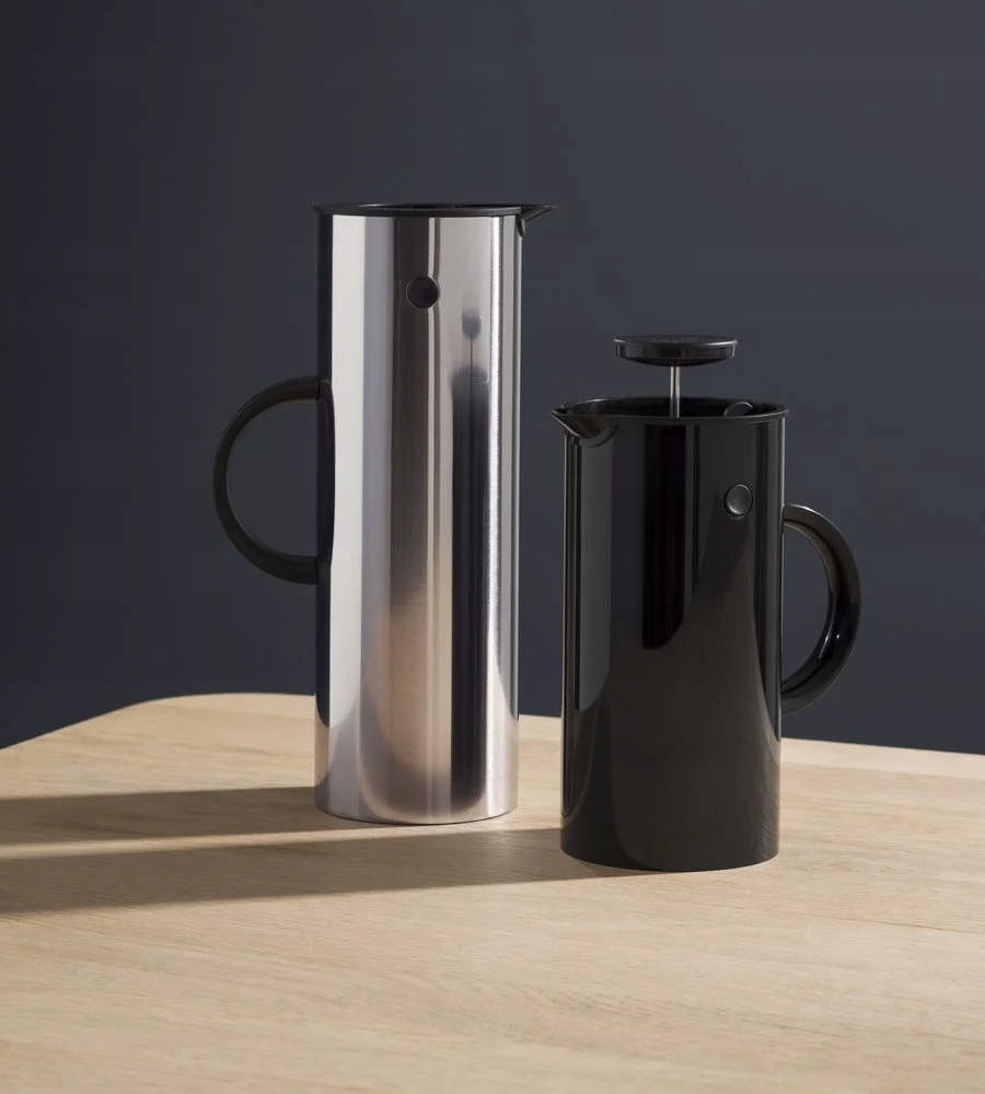 Automatyczne nalewanie po przechyleniu dzbanka