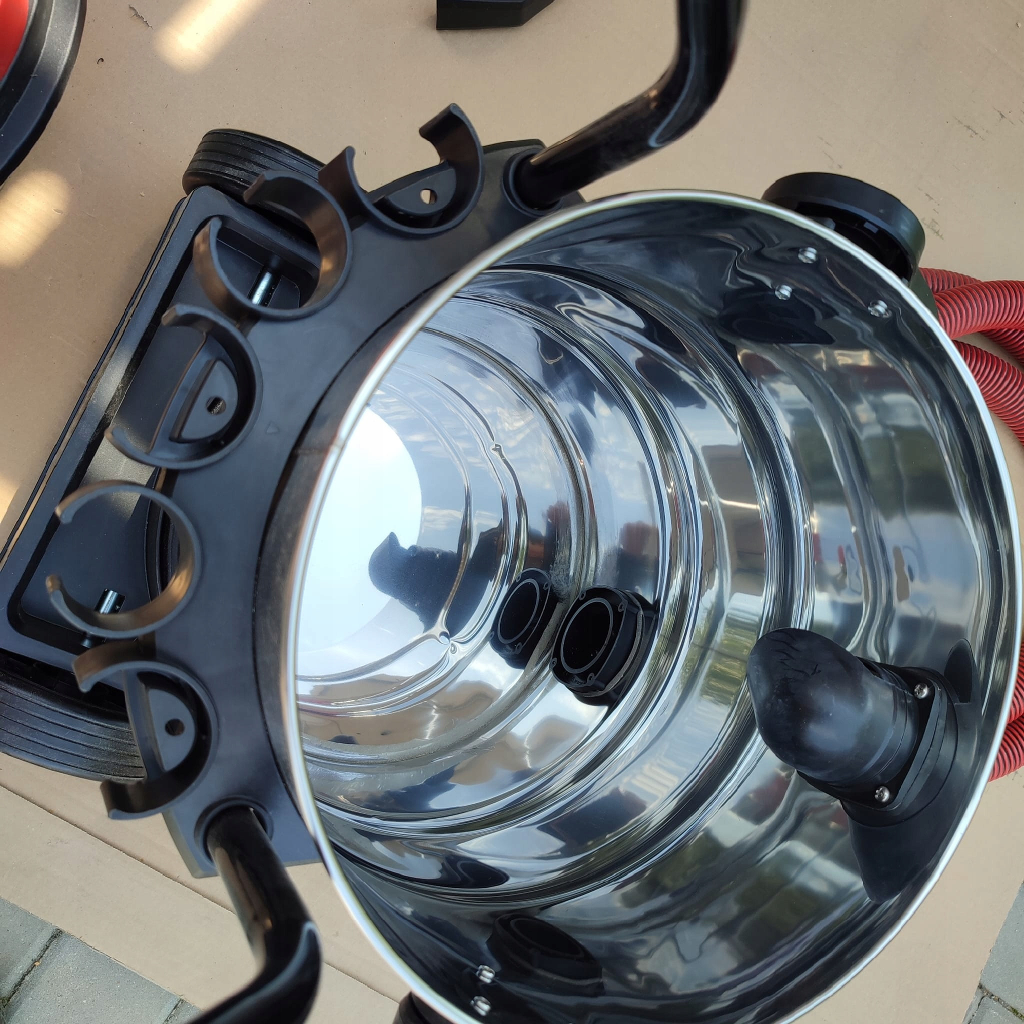 Funkcja wydmuchiwania dla trudno dostępnych miejsc