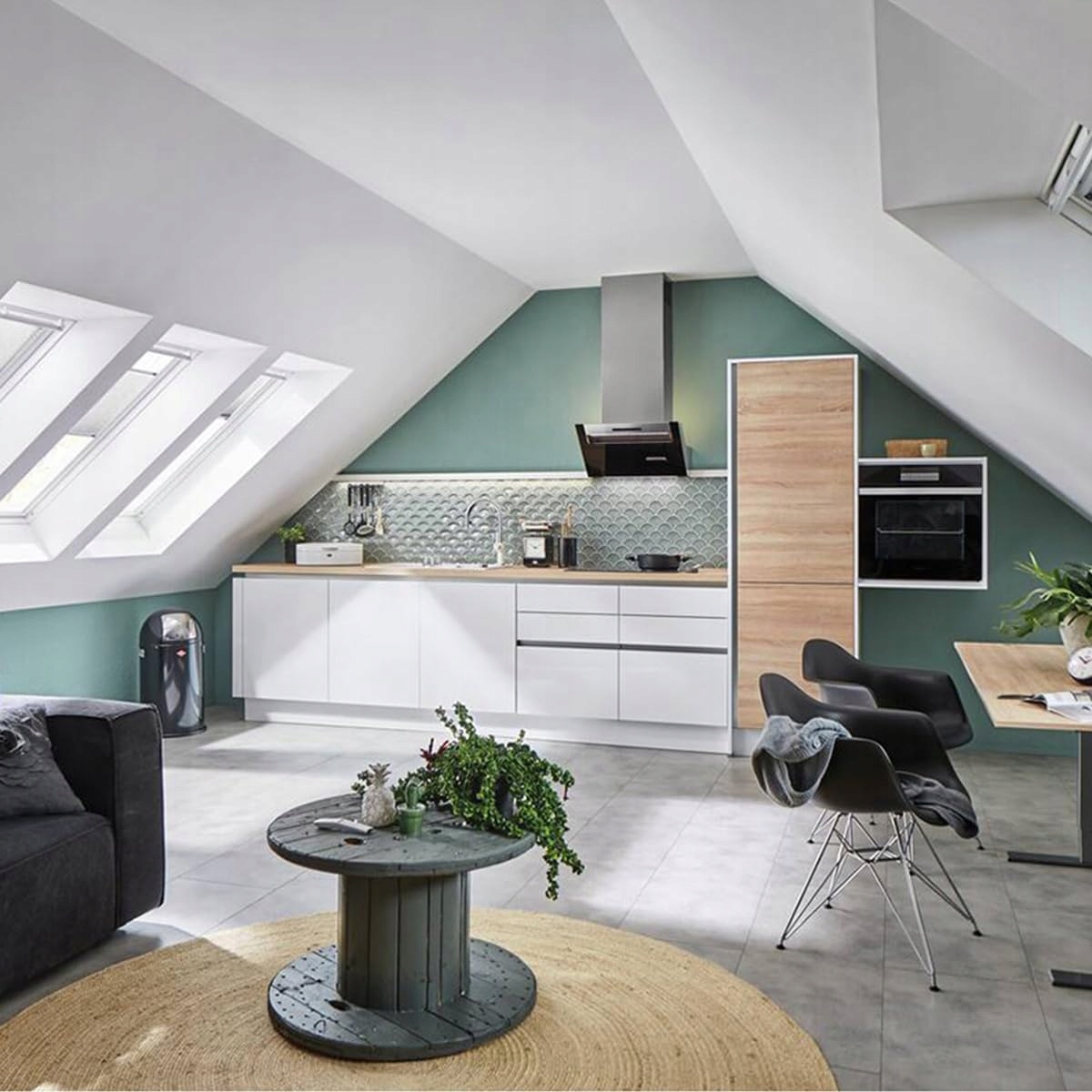 Praktyczny mechanizm otwierania – Wygodne wyrzucanie odpadów