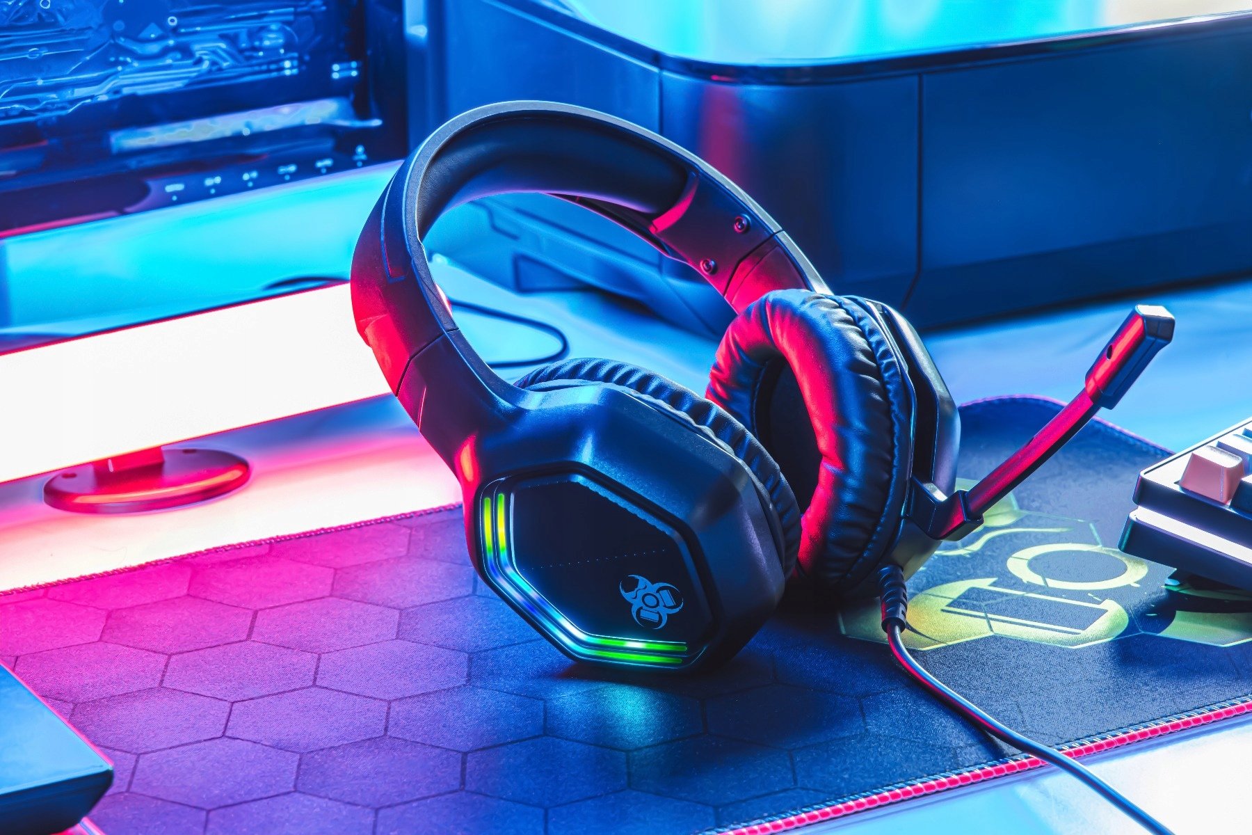 Komfortowa konstrukcja z miękkimi nausznikami