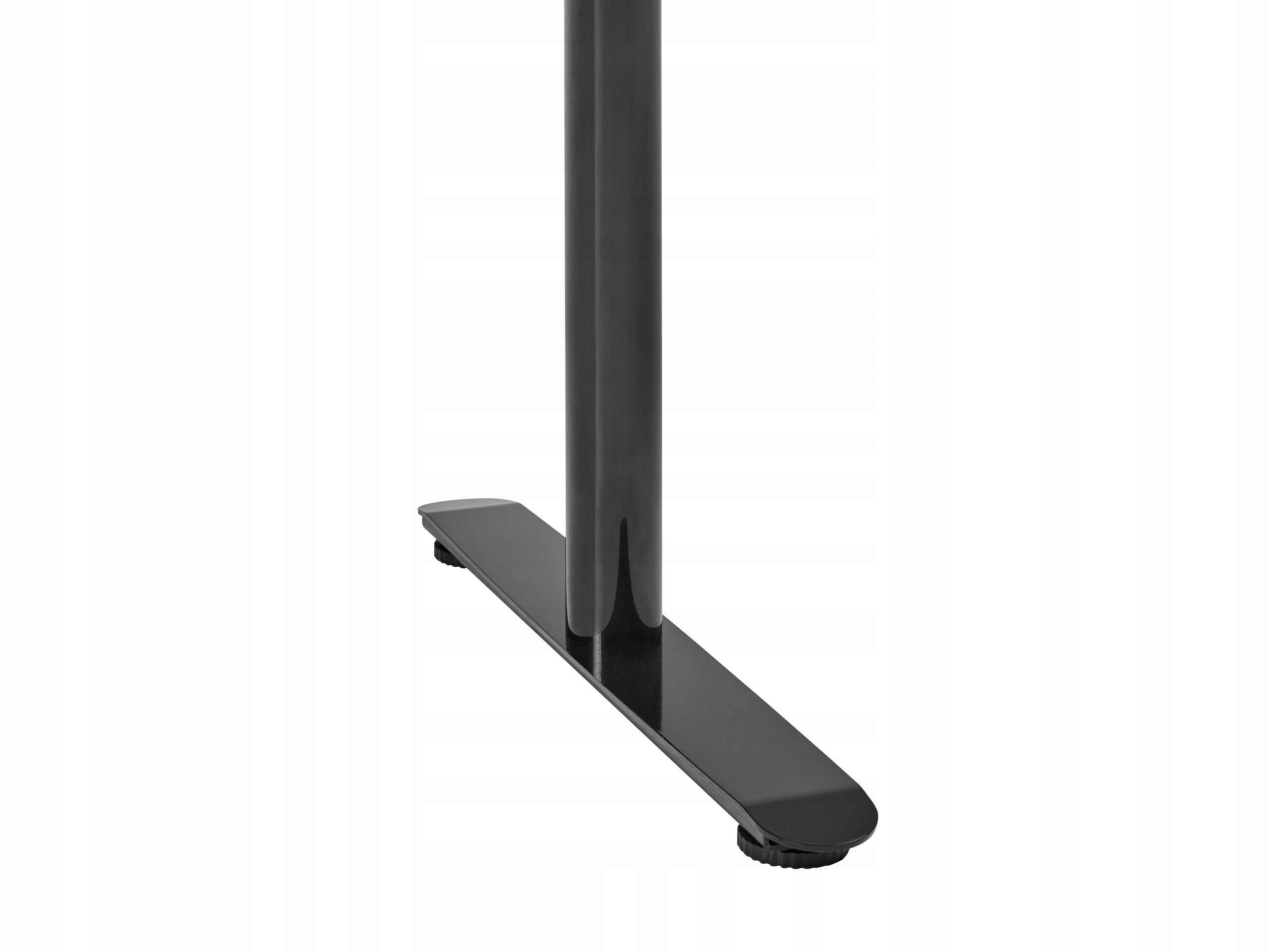 Stabilne nogi zapewniające bezpieczeństwo użytkowania