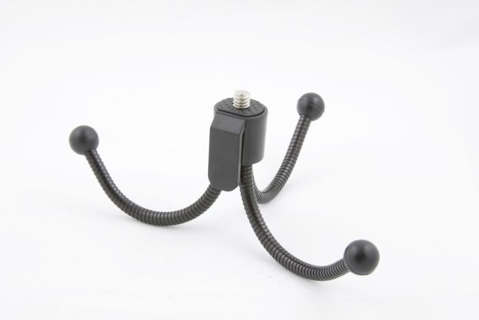 Stabilność i wszechstronność – Metalowe nóżki z gumowymi stopkami