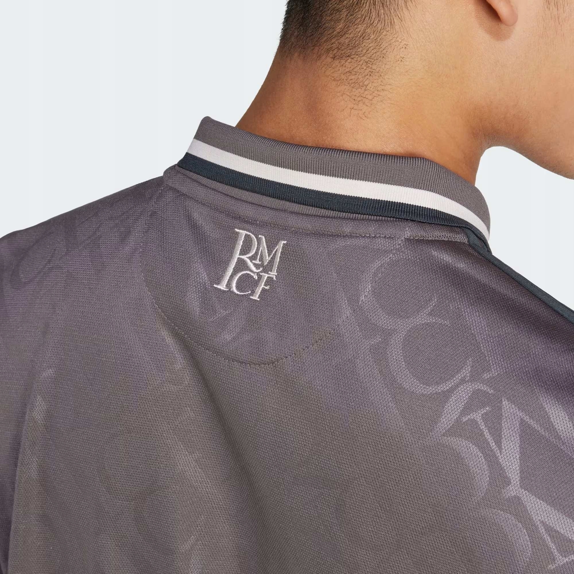 Elegancki design z wyszywanym godłem Realu Madryt