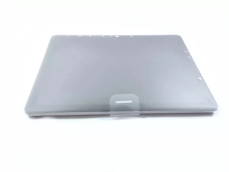 Zintegrowany czytnik kart i porty USB-C