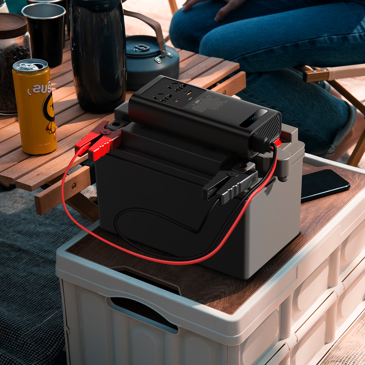 IGBT samochodowa przetwornica inwerter prądu 300W 220V (wtyczka CN/EU) czarny (CGNB010101) – Idealne rozwiązanie do zasilania w podróży