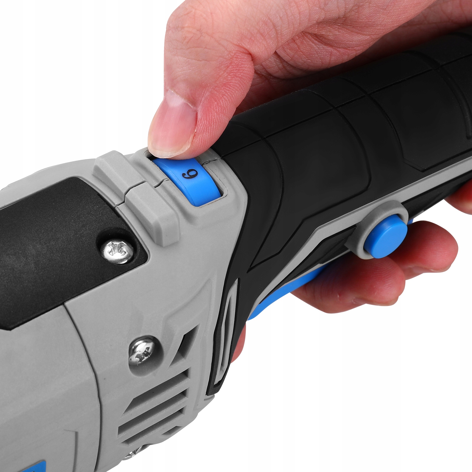 Zestaw zawiera wszystkie niezbędne akcesoria