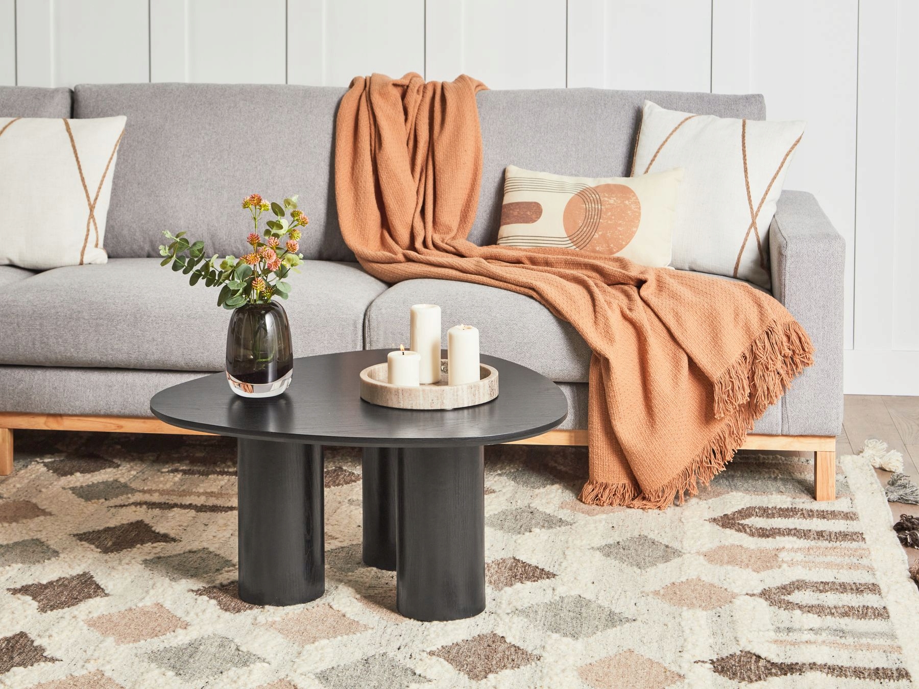 Wysokiej jakości materiały – MDF i okleina