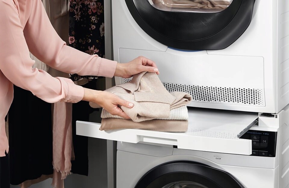 Pionowy montaż pralki i suszarki – Zyskaj więcej miejsca