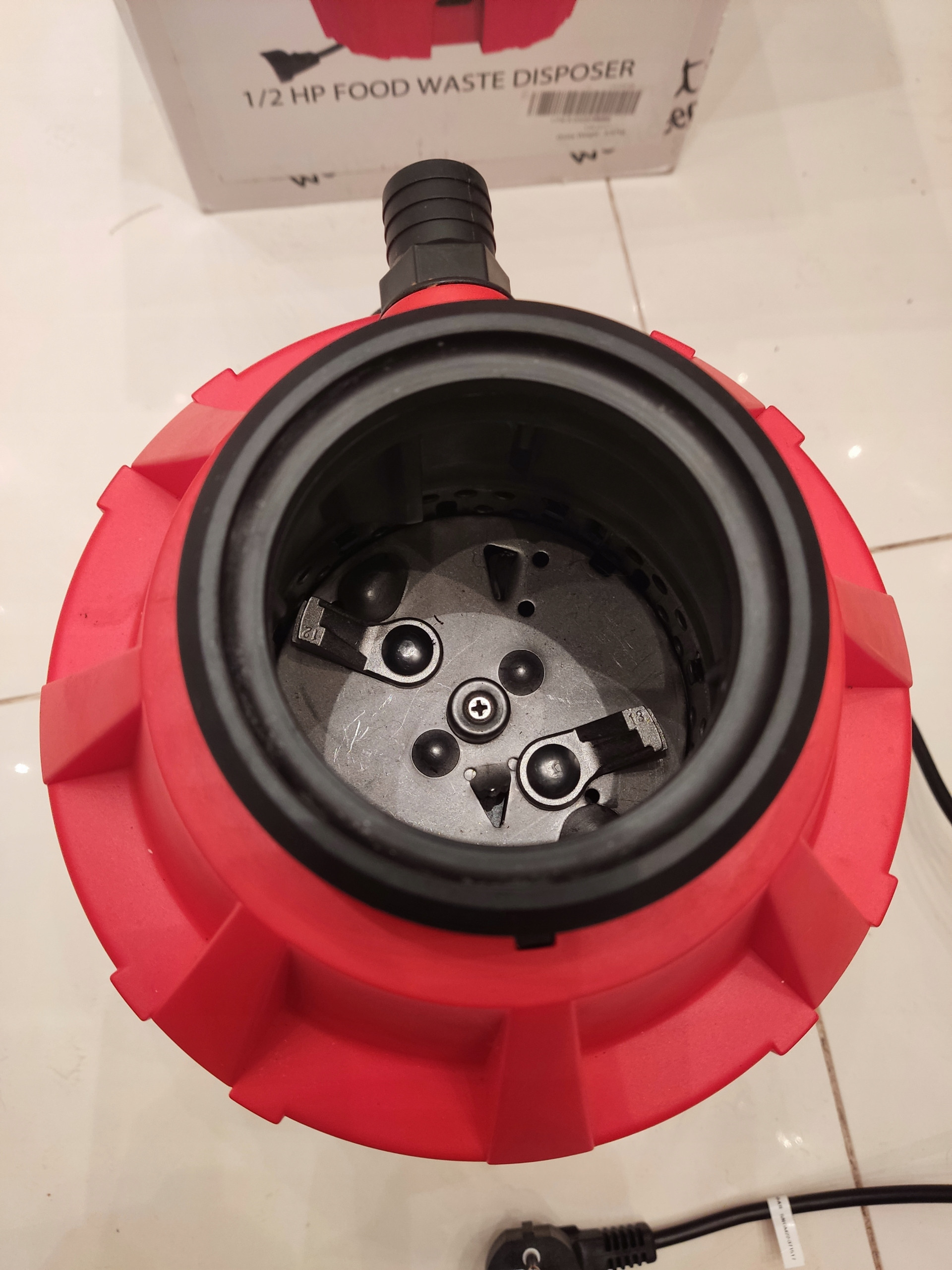 Wysokowydajny silnik z nowoczesnym systemem rozdrabniającym