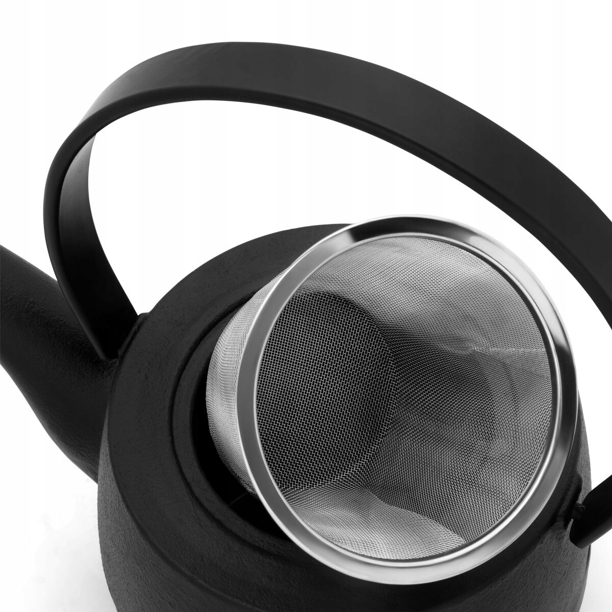 Wygodne parzenie herbaty dzięki stalowemu filtrowi