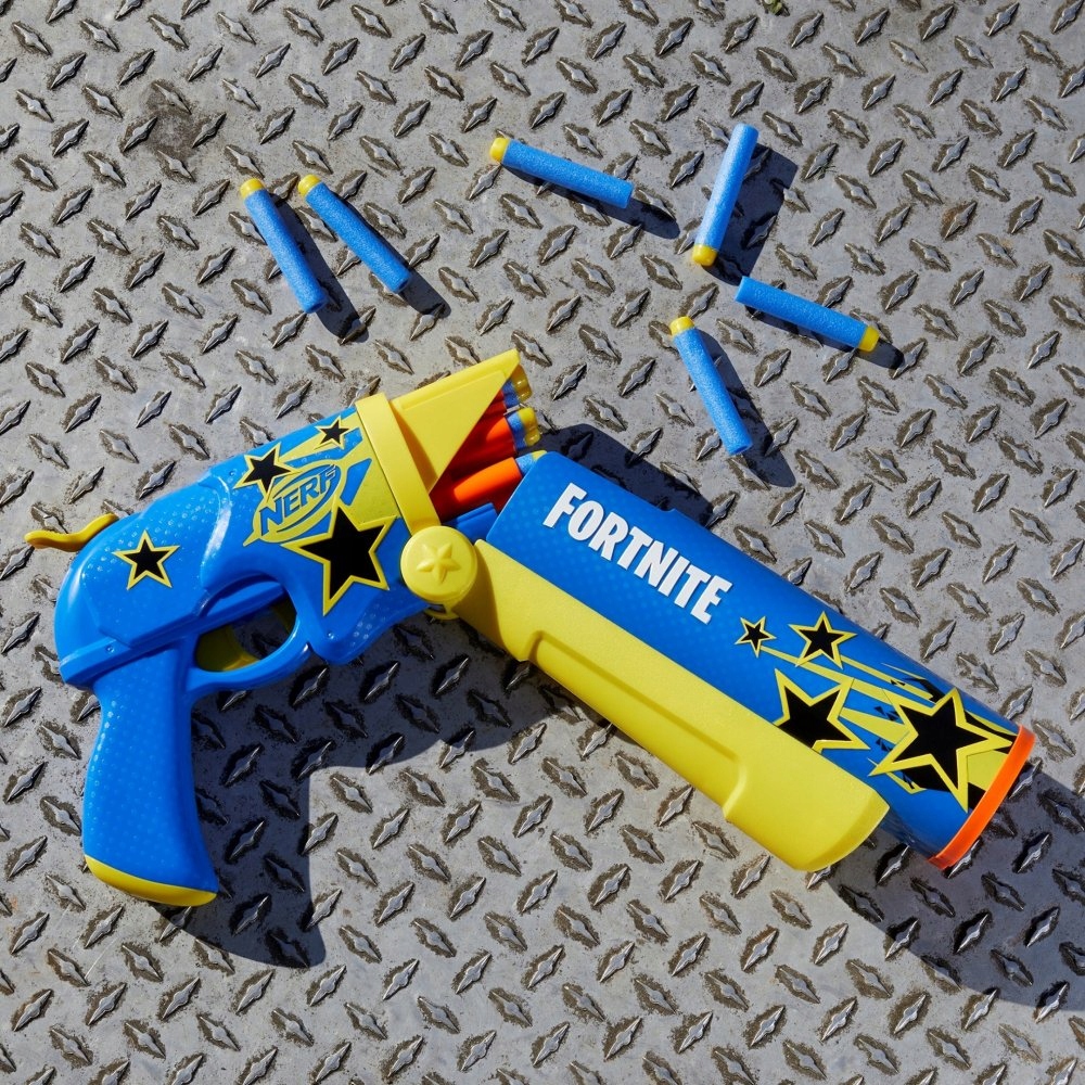 Zestaw zawiera 12 strzałek Nerf Elite