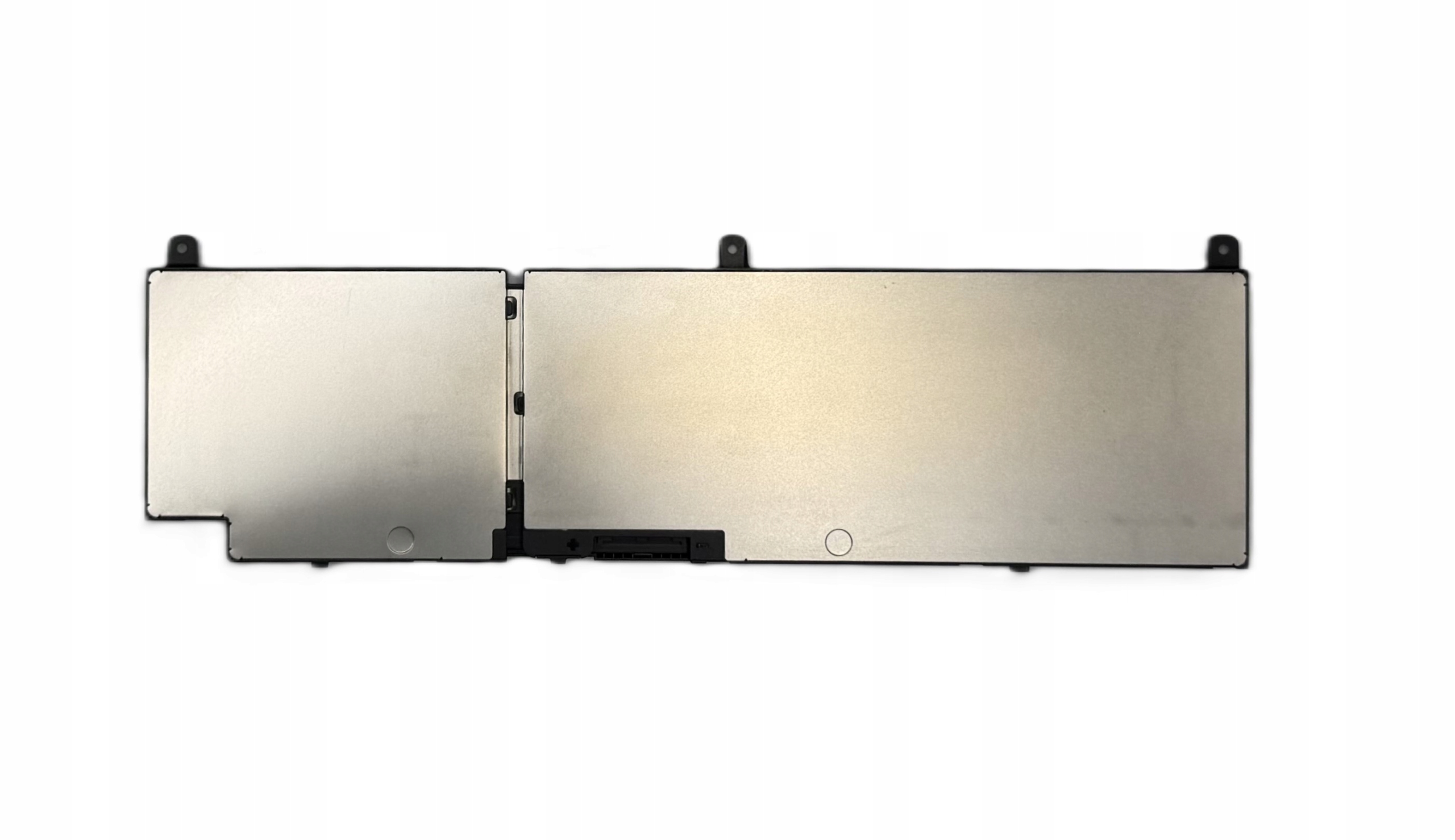 Dłuższy czas pracy dzięki pojemności 7922 mAh