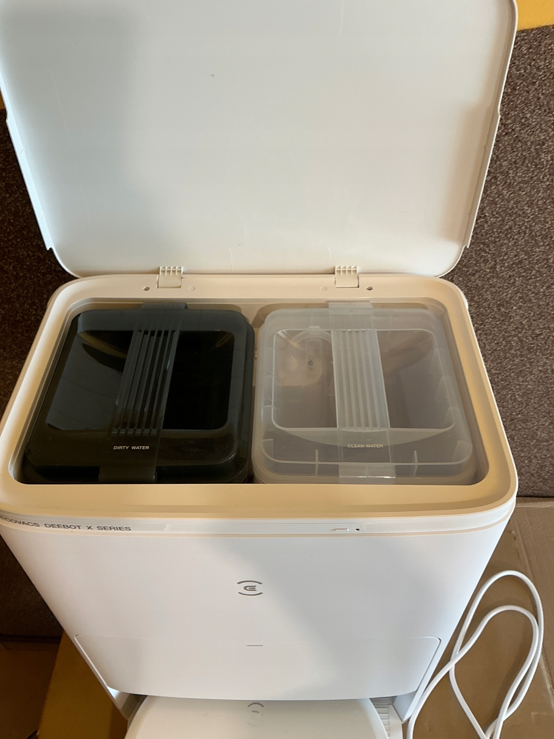 Automatyczne czyszczenie i konserwacja z All-in-One OMNI Station