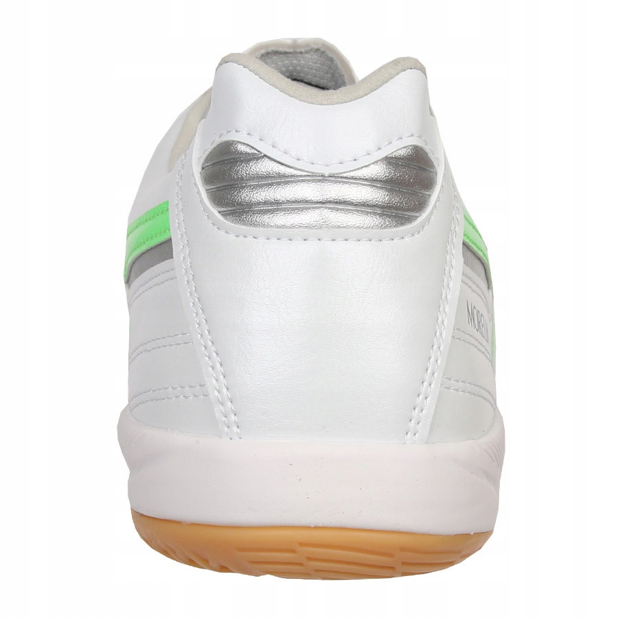 Niska cholewka dla pełnej swobody ruchów