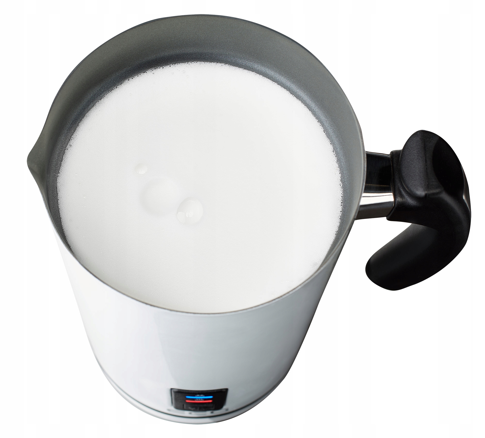 Pojemność 500 ml do podgrzewania i 250 ml do spieniania