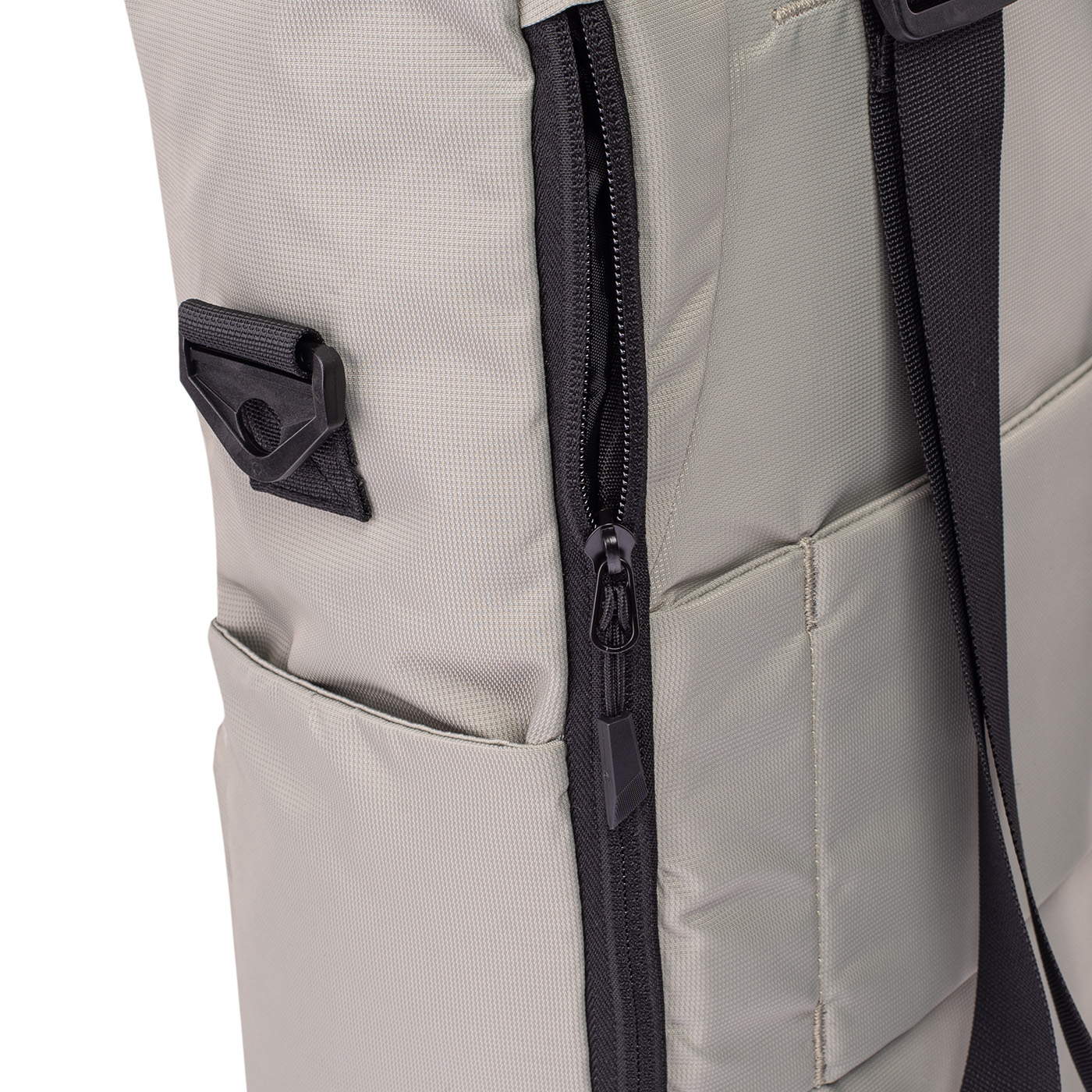 Zapięcie typu roll-top dla łatwego dostępu