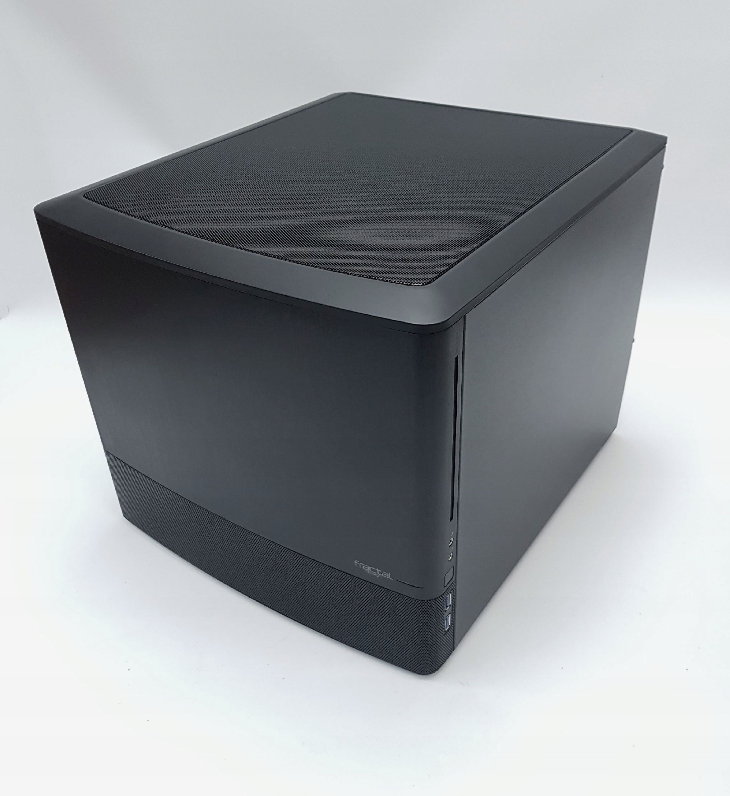 Minimalistyczny design z aluminiowym panelem