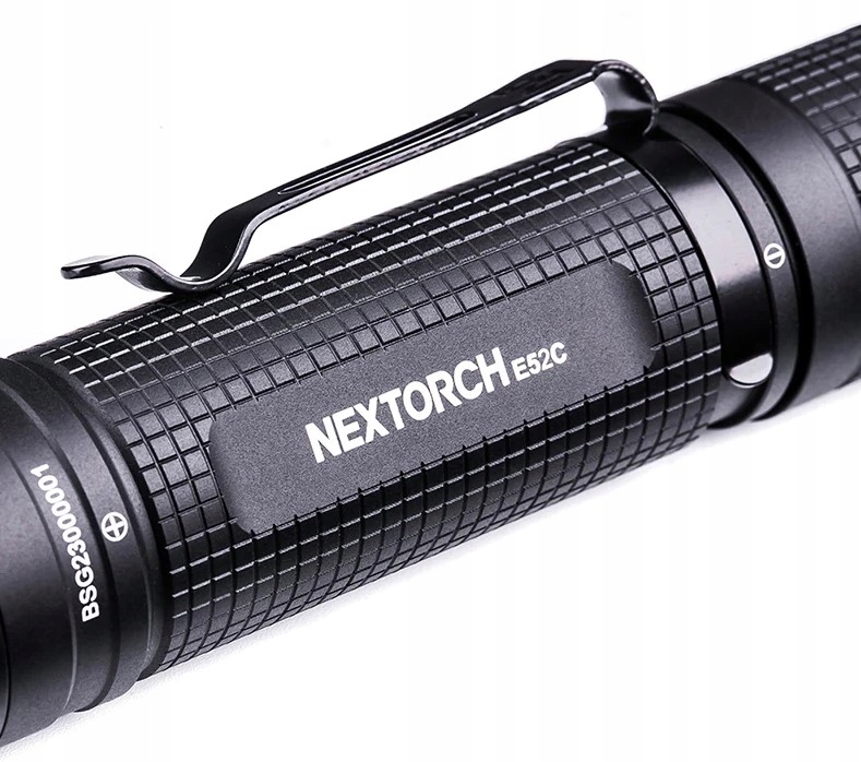 Ergonomiczny design – Klips do mocowania i łatwa obsługa jedną ręką