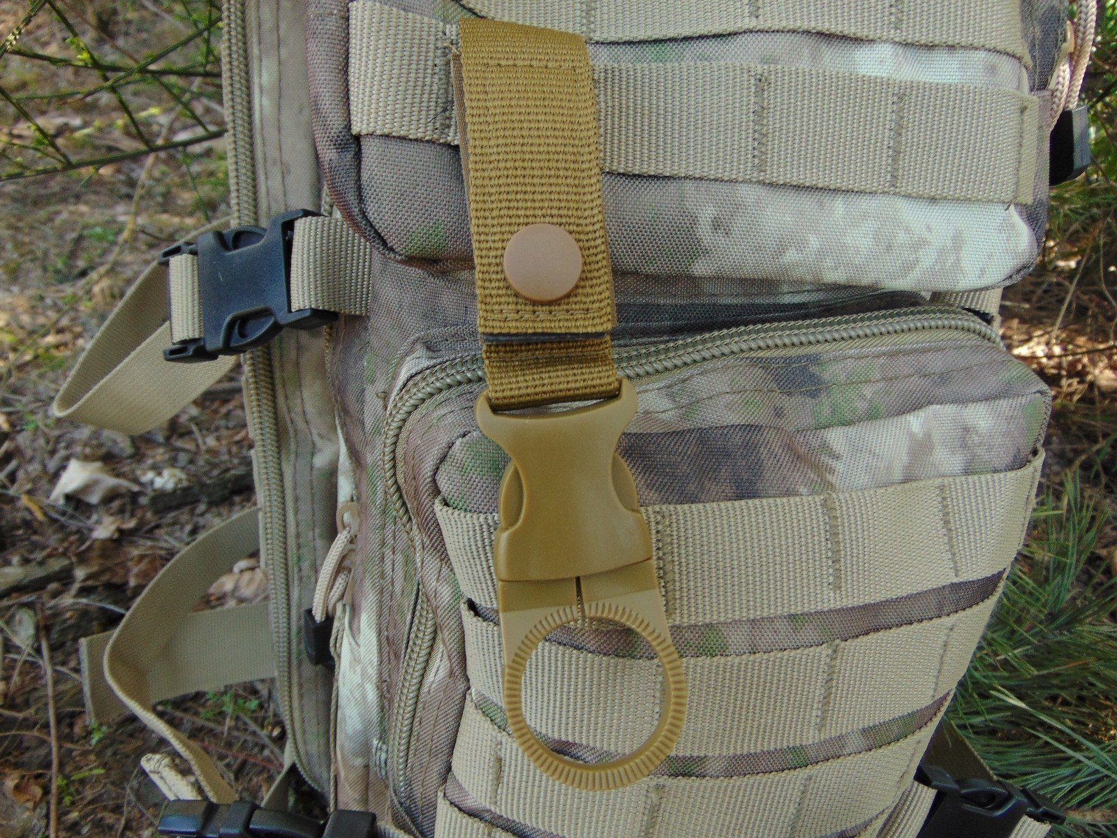 uchwyt-na-butelke-molle-mfh-4.jpg