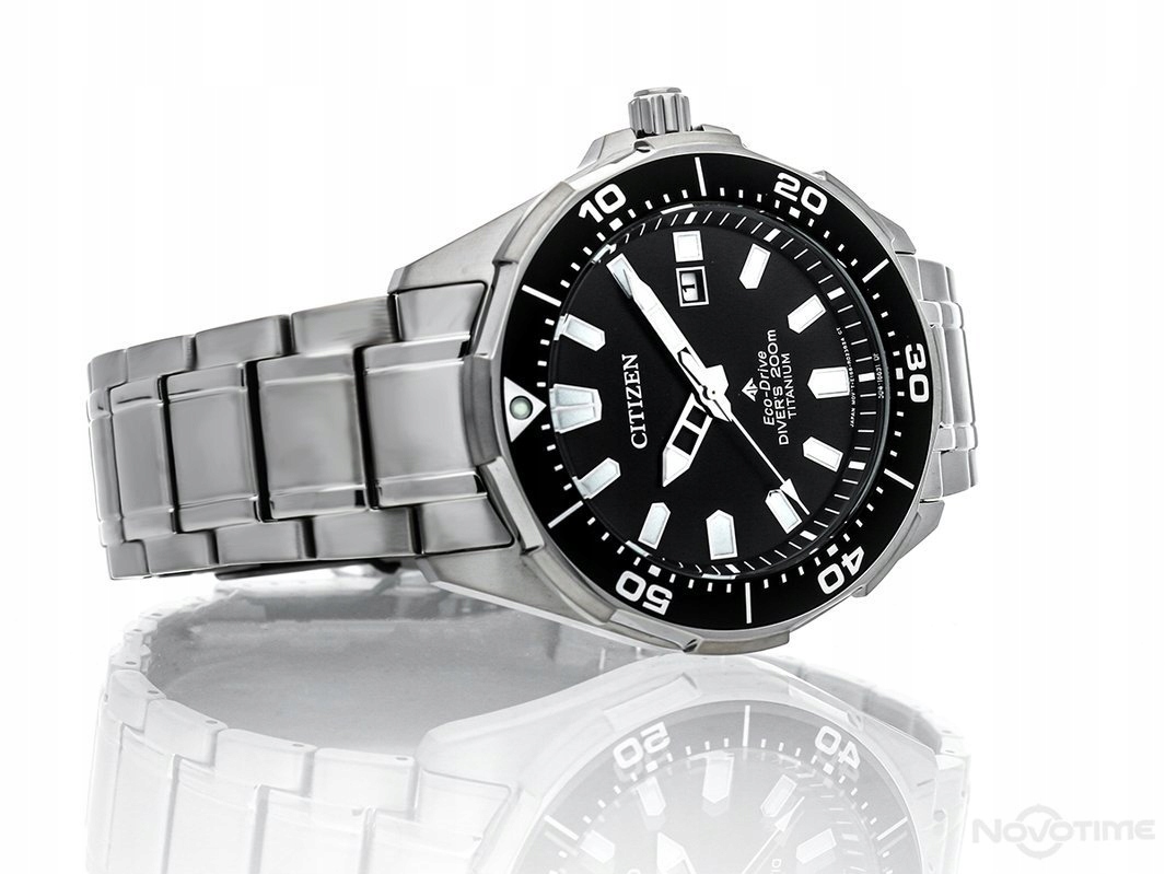 Wodoszczelność do 200 m – Idealny towarzysz dla miłośników sportów wodnych