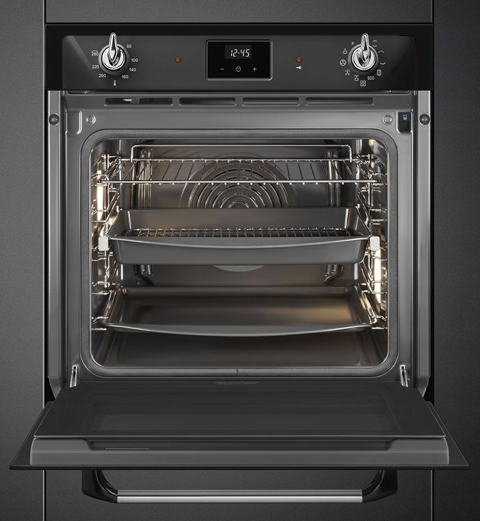 Wbudowany piekarnik o pojemności 68 l