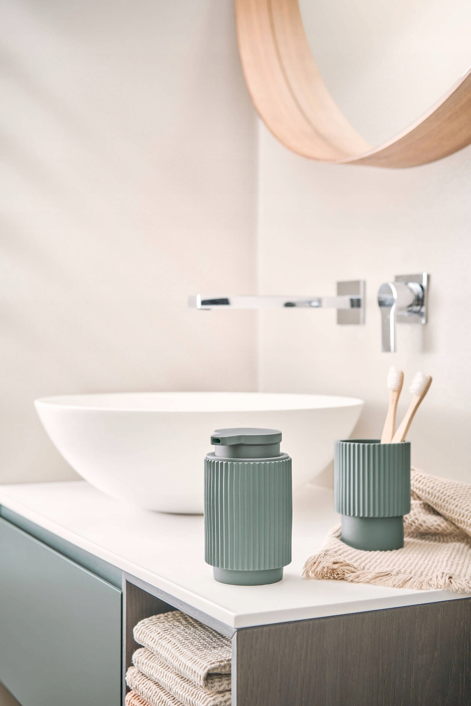 Bezpieczne użytkowanie dzięki antypoślizgowej fakturze