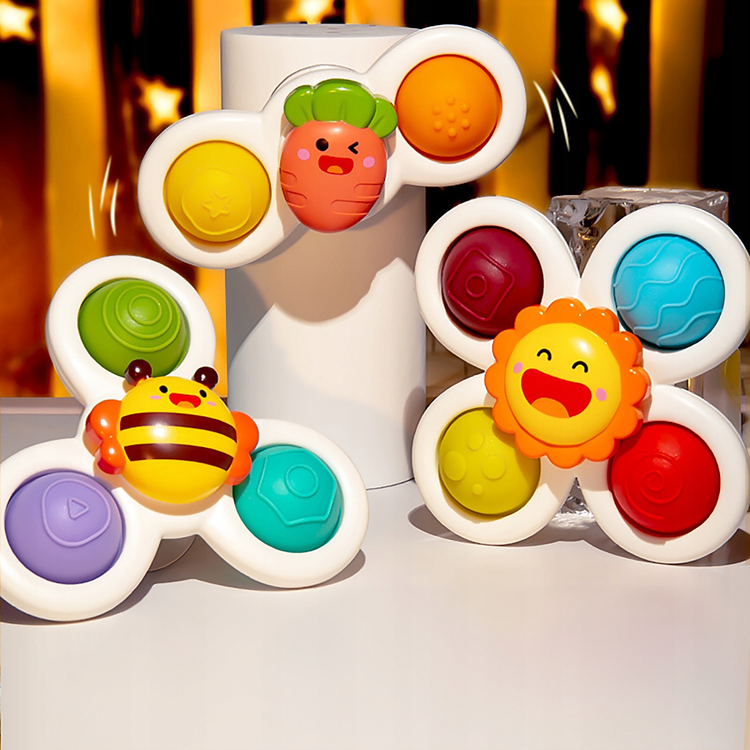 Wbudowana przyssawka – Idealna do zabawy w wannie i samochodzie