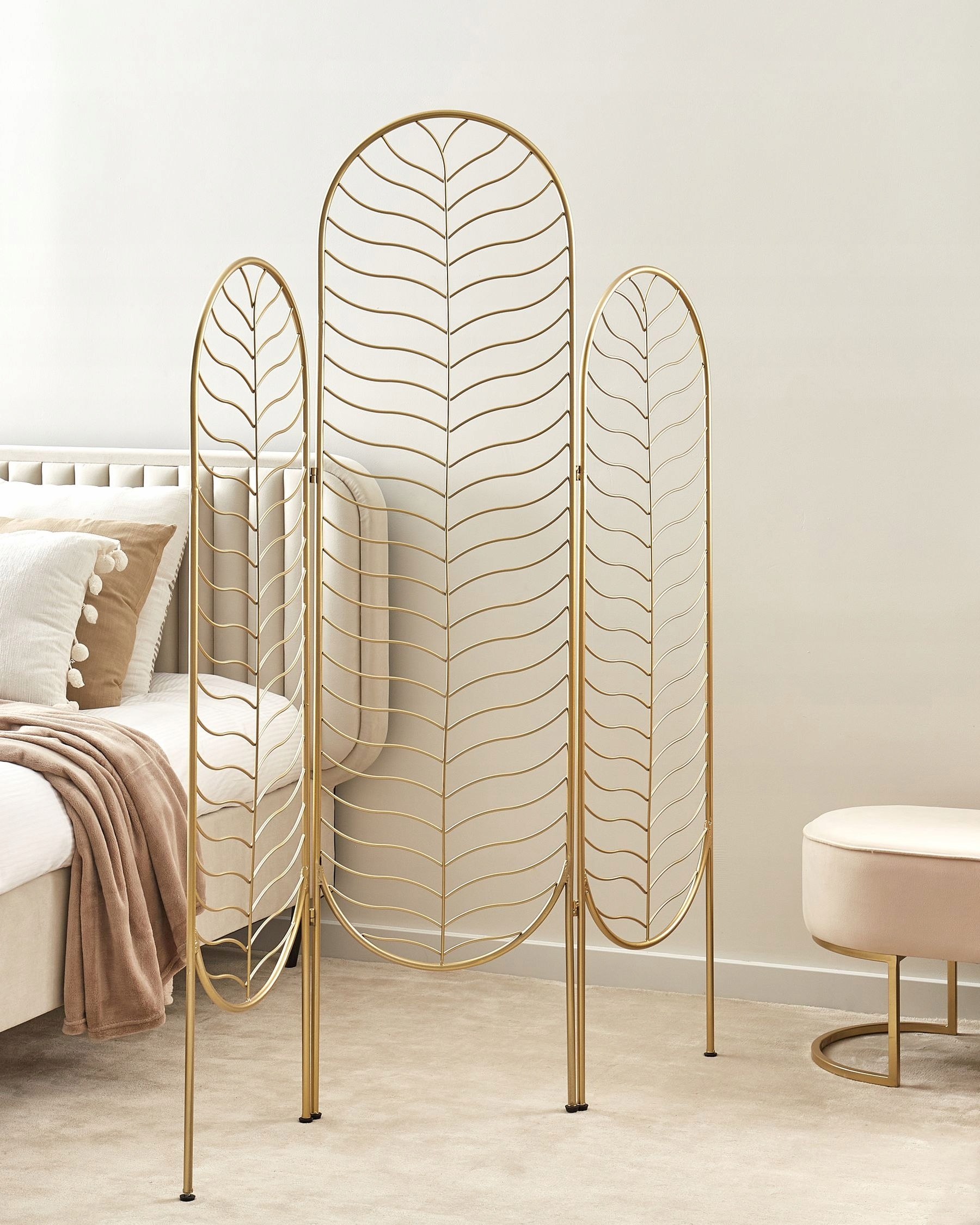 Stylowy design i funkcjonalność parawanu